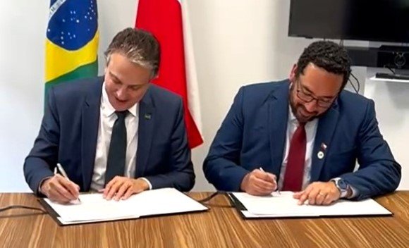 Ministros de Brasil y Chile firman acuerdo bilateral en la UNESCO